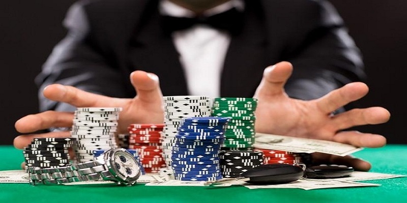 Tại sao cược thủ lại mê đắm game Poker SBOBET?